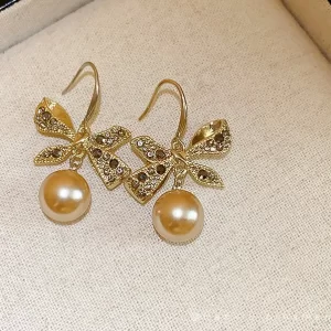 Luxurious Butterfly Imitation Pearl Drop Earrings